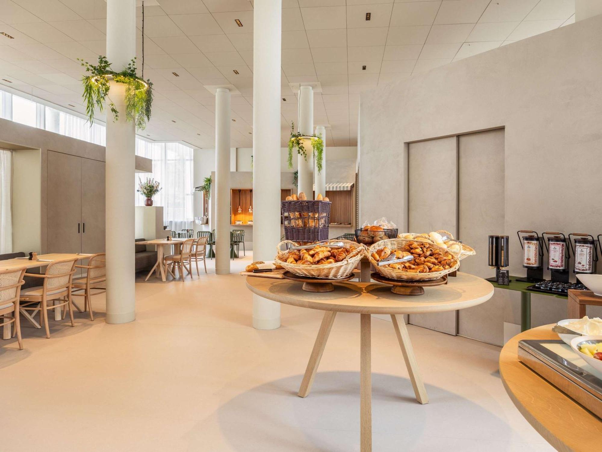 Ibis Styles Brugge Centrum Exterior foto