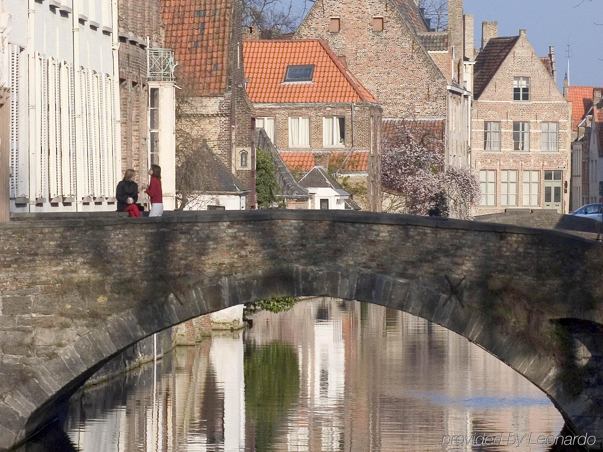 Ibis Styles Brugge Centrum Exterior foto
