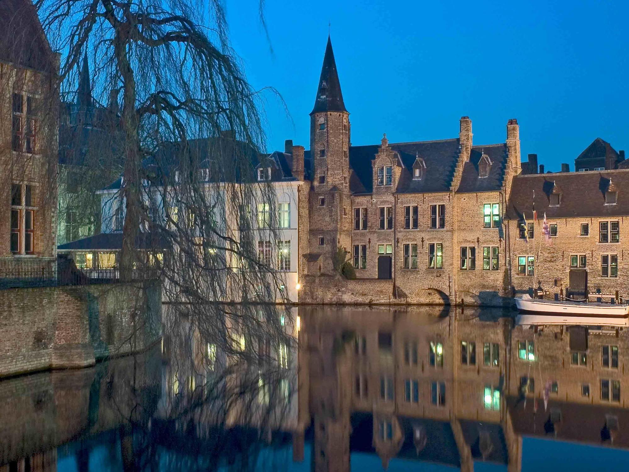 Ibis Styles Brugge Centrum Exterior foto
